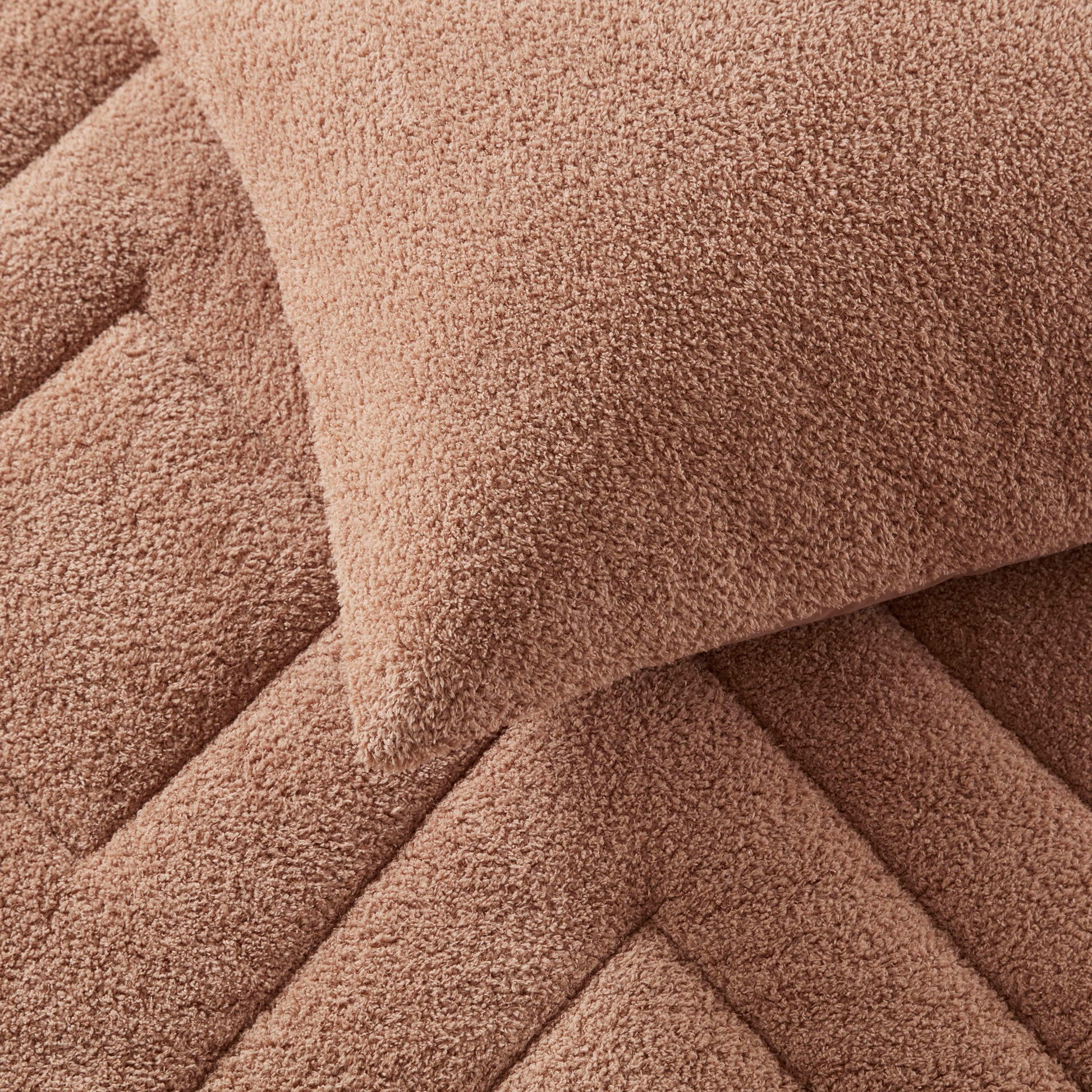 Kyla - King/California King Double Diamond Quilted Teddy Comforter Set - Brown