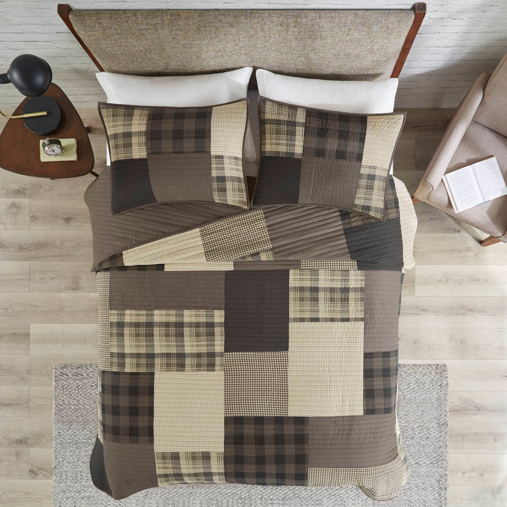 Winter Hills - King Oversized Quilt Set - Tan
