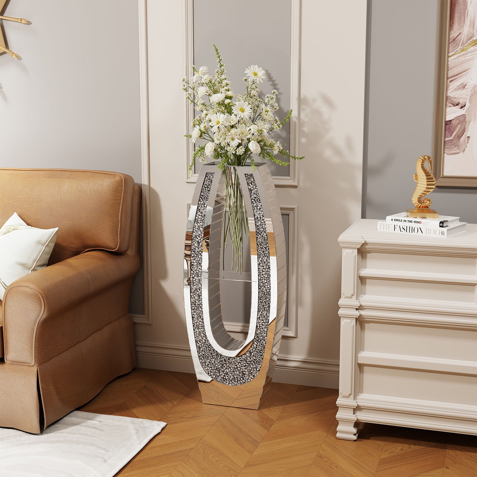 U - Shaped Floor Vase With Shattered Diamond Mirror Surface