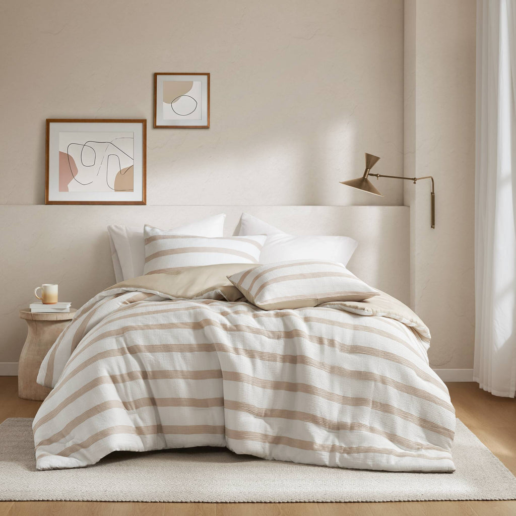 Merritt - Full/Queen Yarn-Dyed Striped Comforter - Taupe
