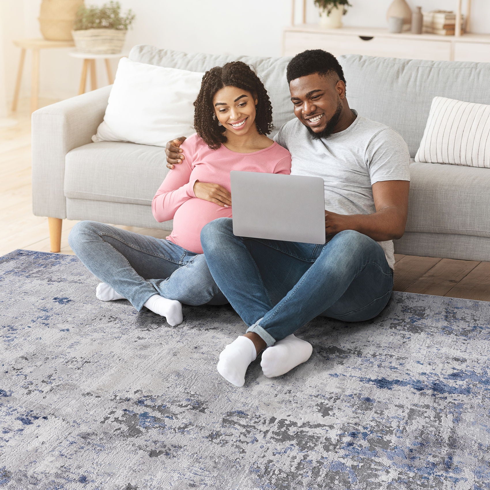 Marfi - 6' X 9' Abstract Area Rug - Silver / Blue