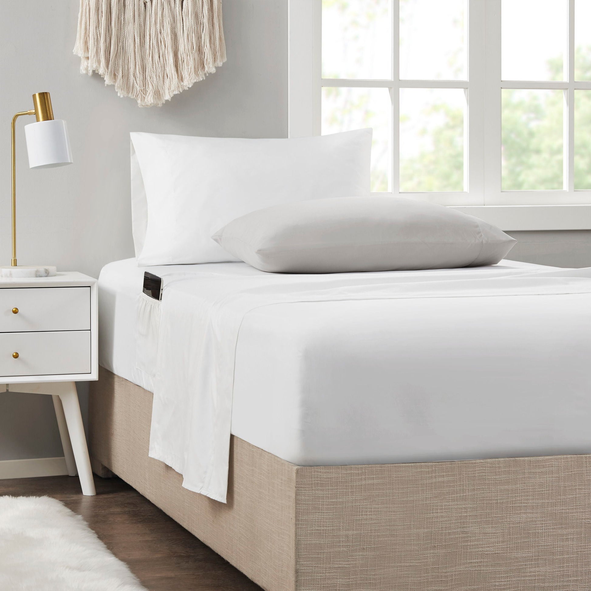 Alexis - Twin Comforter Set With Bed Sheets - Yellow