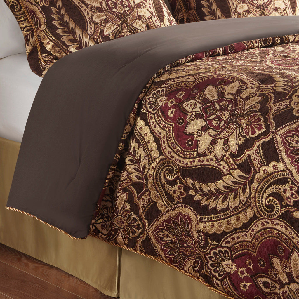 Julius - 4 Piece California King Comforter Set - Burgundy
