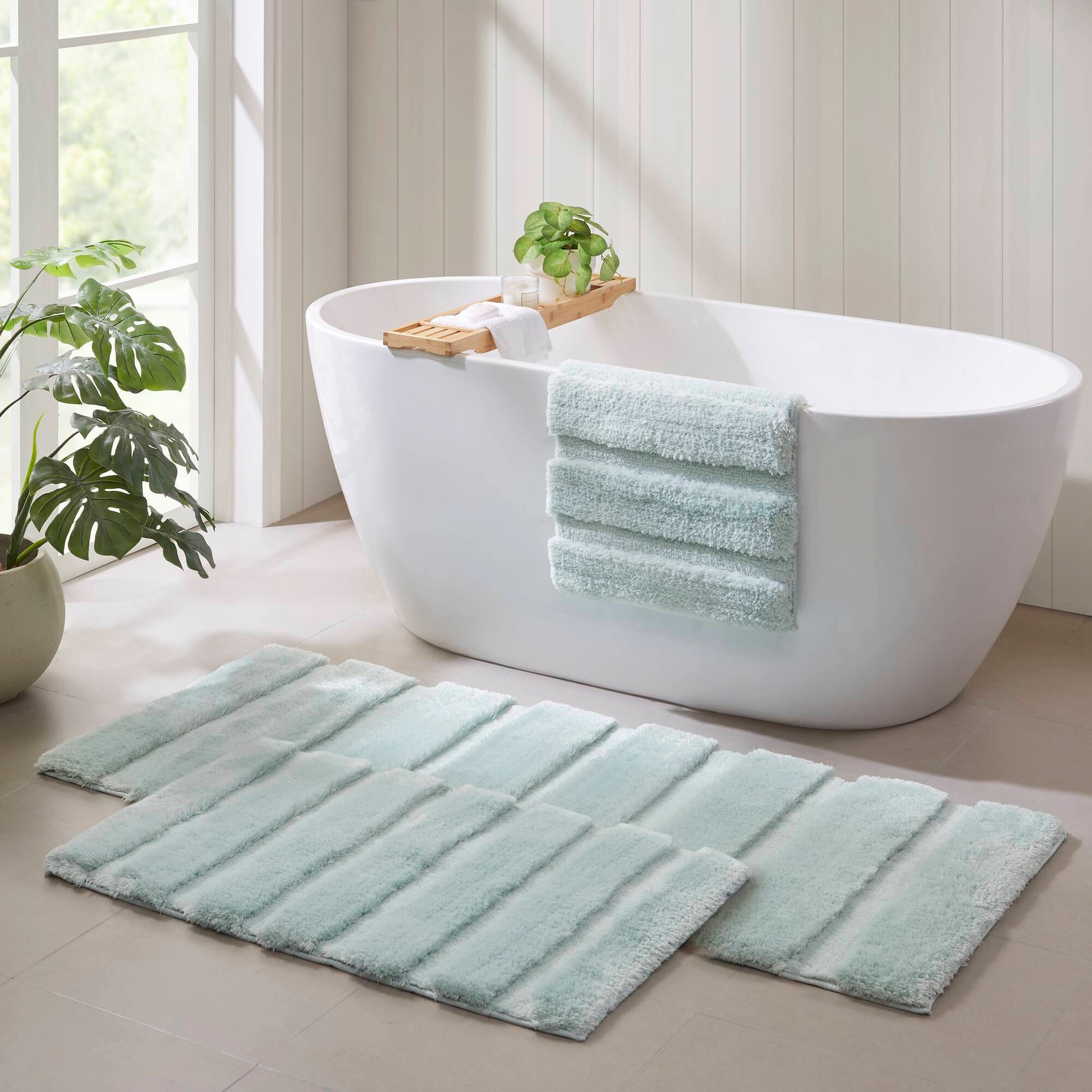 Tufted Pearl Channel - 21" x 34" Rug - Seafoam