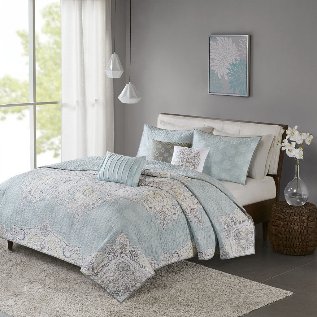 Lucinda - 6 Piece Reversible Sateen Coverlet Set - Seafoam