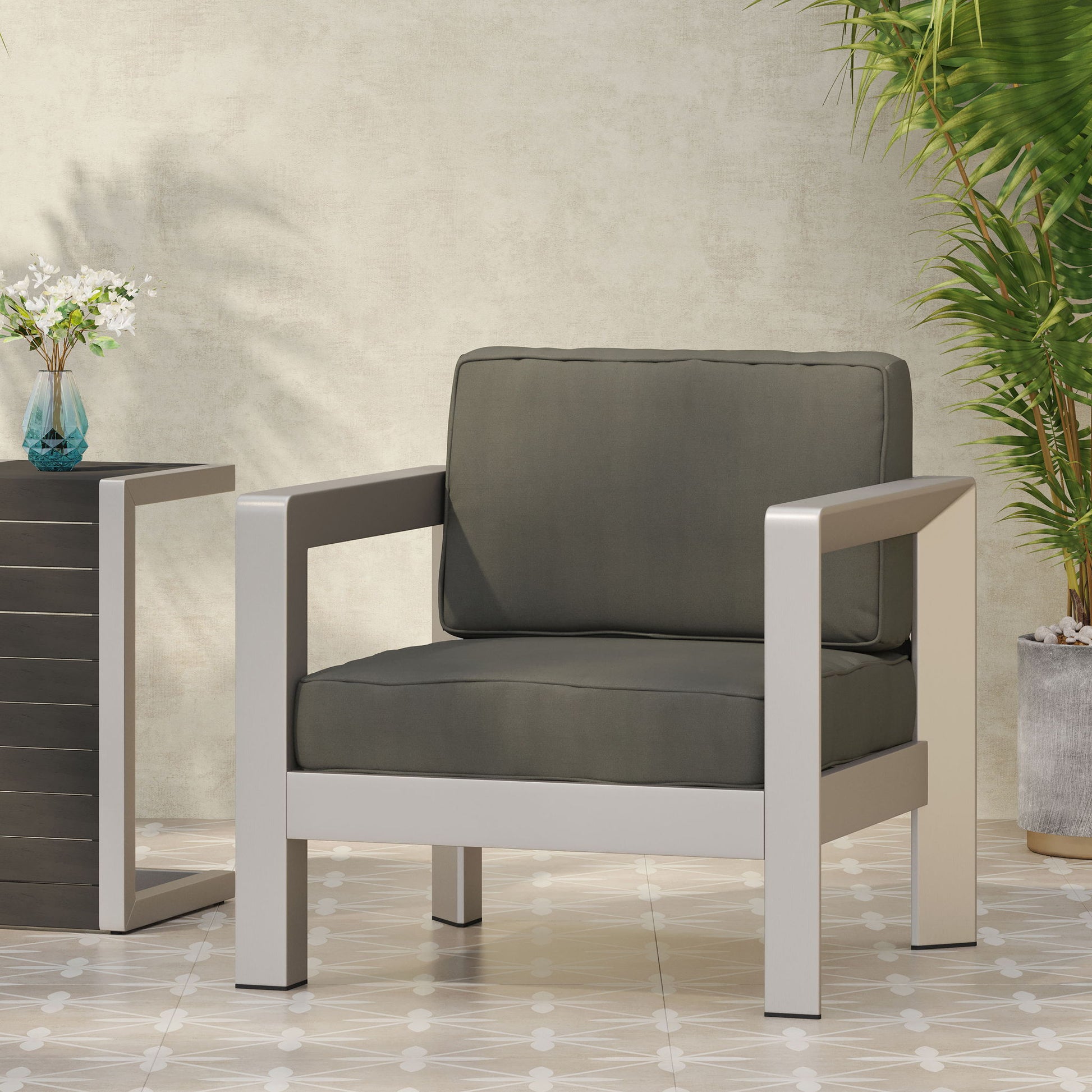 Aviara - Luxurious Outdoor Club Chair
