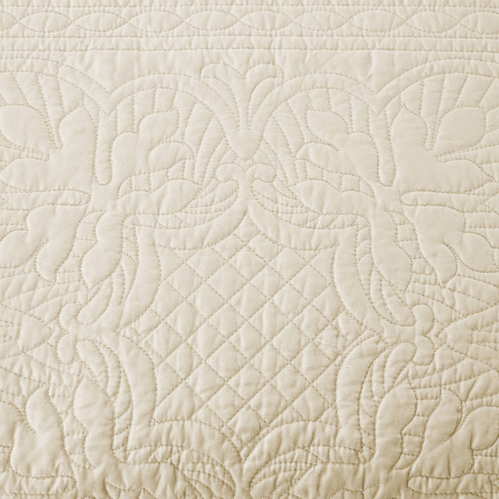 Tuscany - Twin 6 Piece Reversible Scalloped Edge Daybed Cover Set - Cream