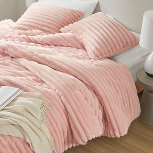 Avril - Full/Queen Fluffy Ribbed Plush Comforter Set - Pink