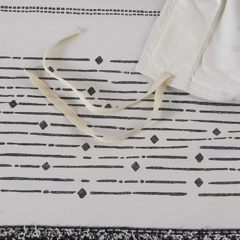 Nea - King Printed Duvet Cover Set With Trims - Black / White