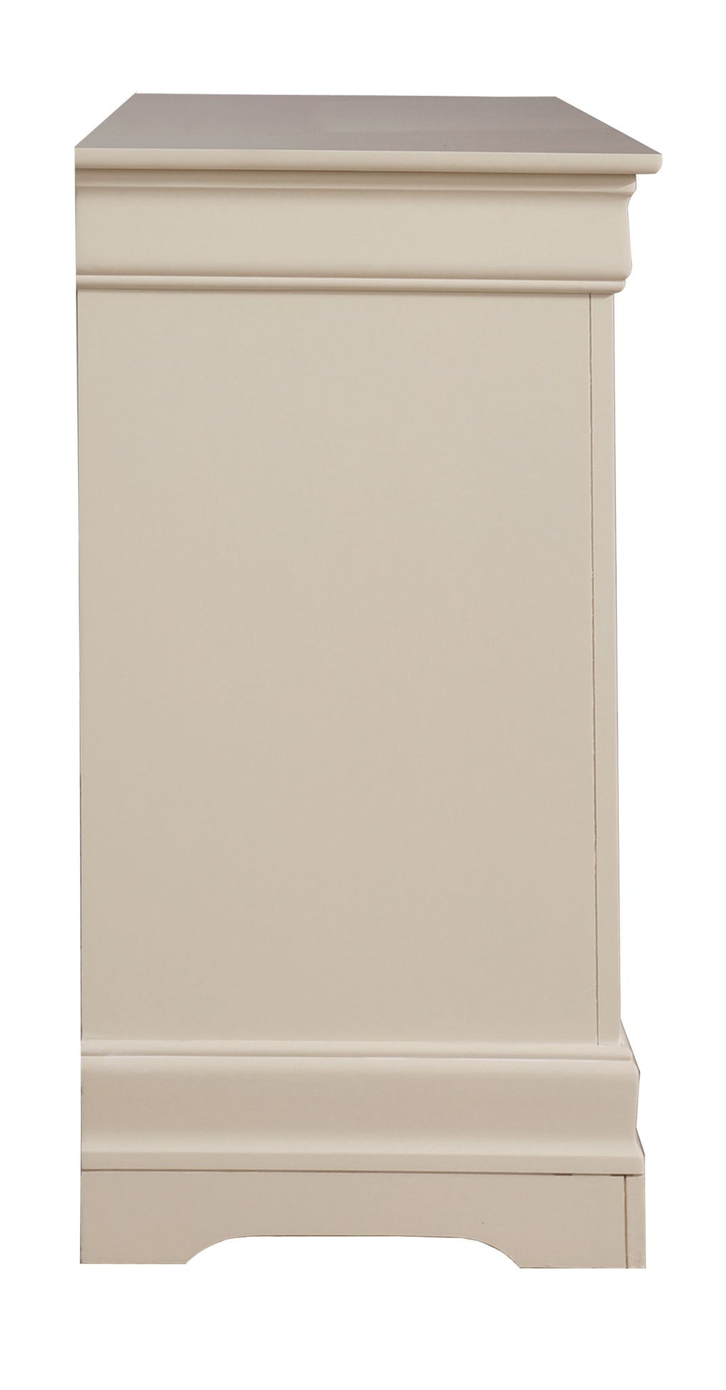 Elegant Traditional Storage Dresser