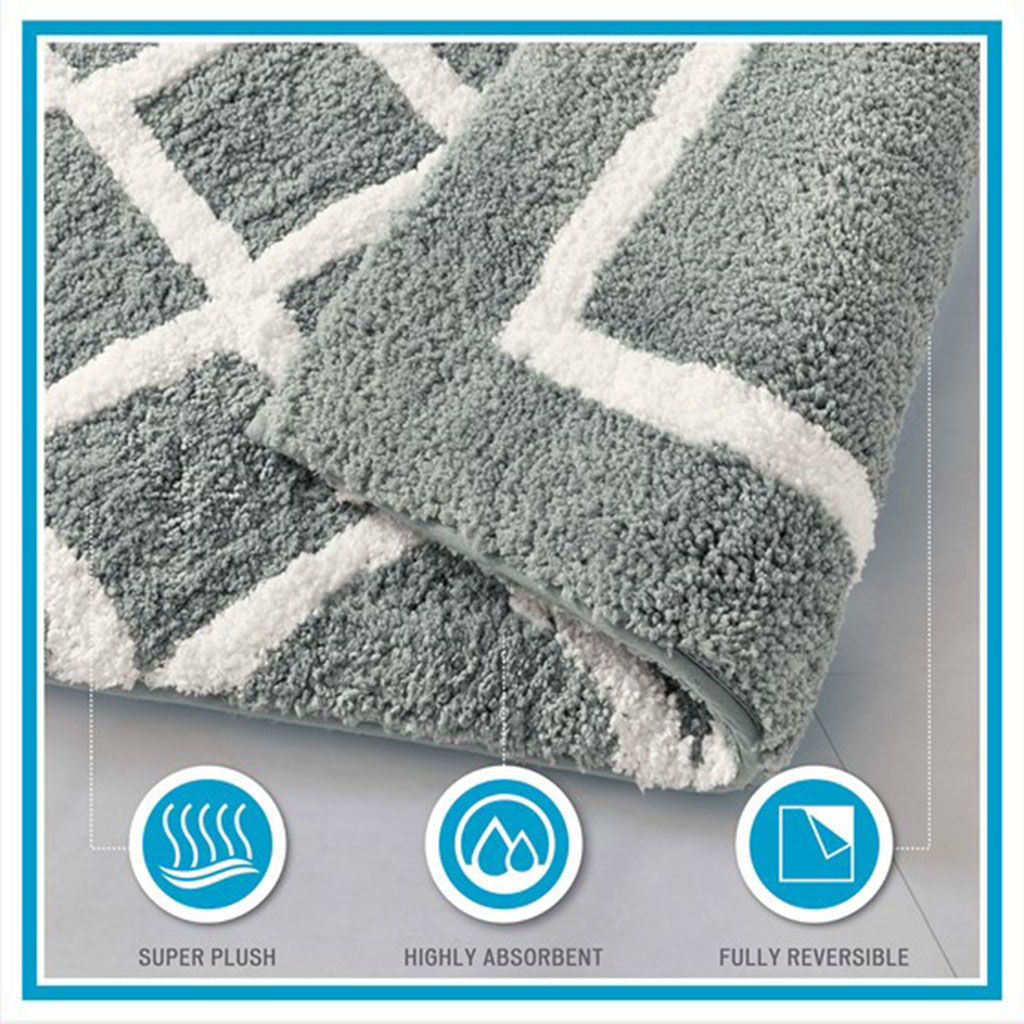 Bittman - 21" x 34" Reversible Bath Rug - Aqua