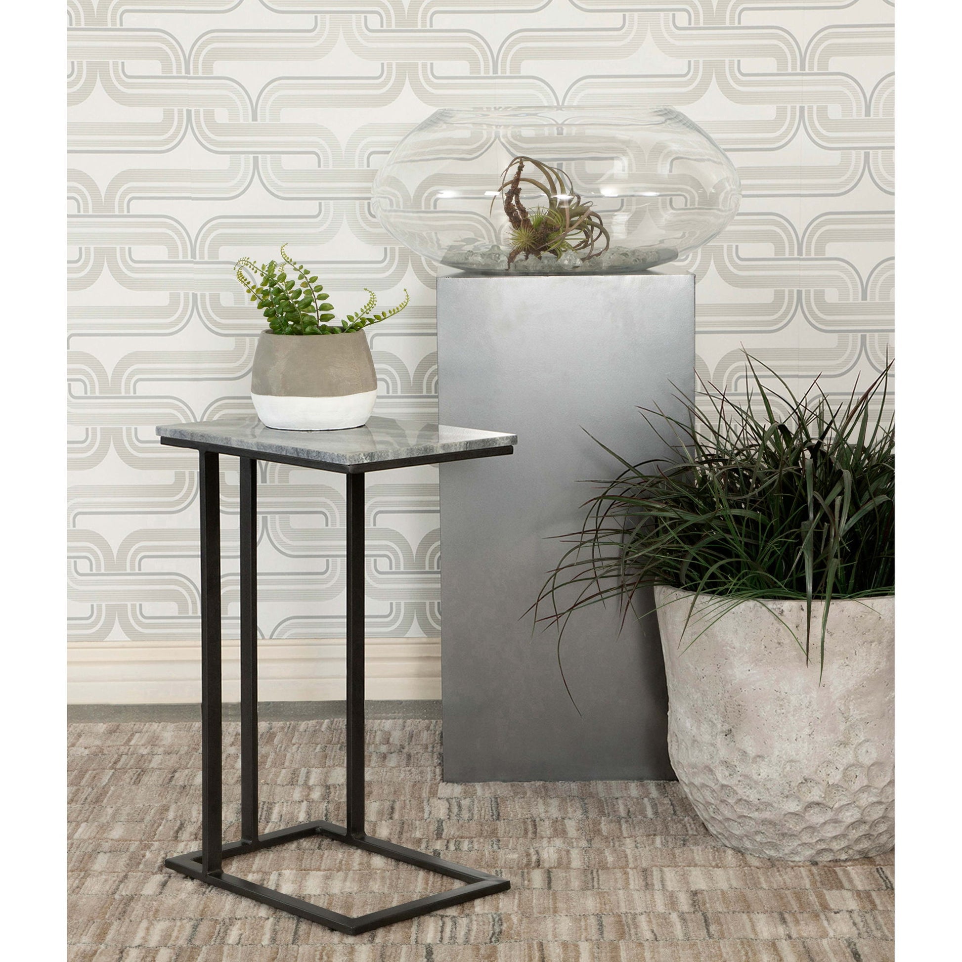 Encina - C-Shaped Sofa Side Table
