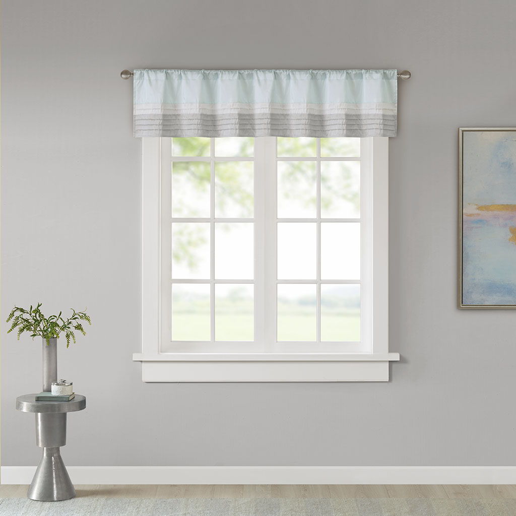 Amherst - Polyoni Pintuck Valance - Aqua