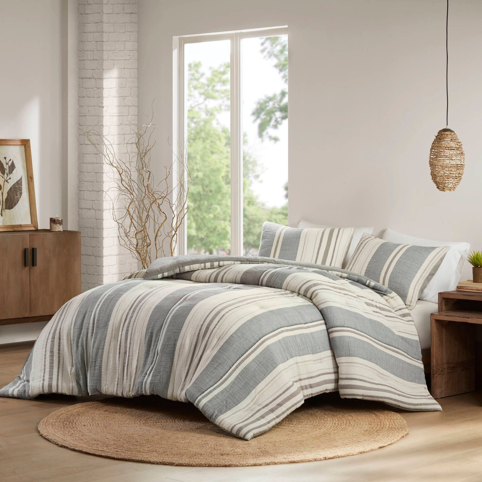 Mesa - 3 Piece Full/Queen Comforter Set - Gray