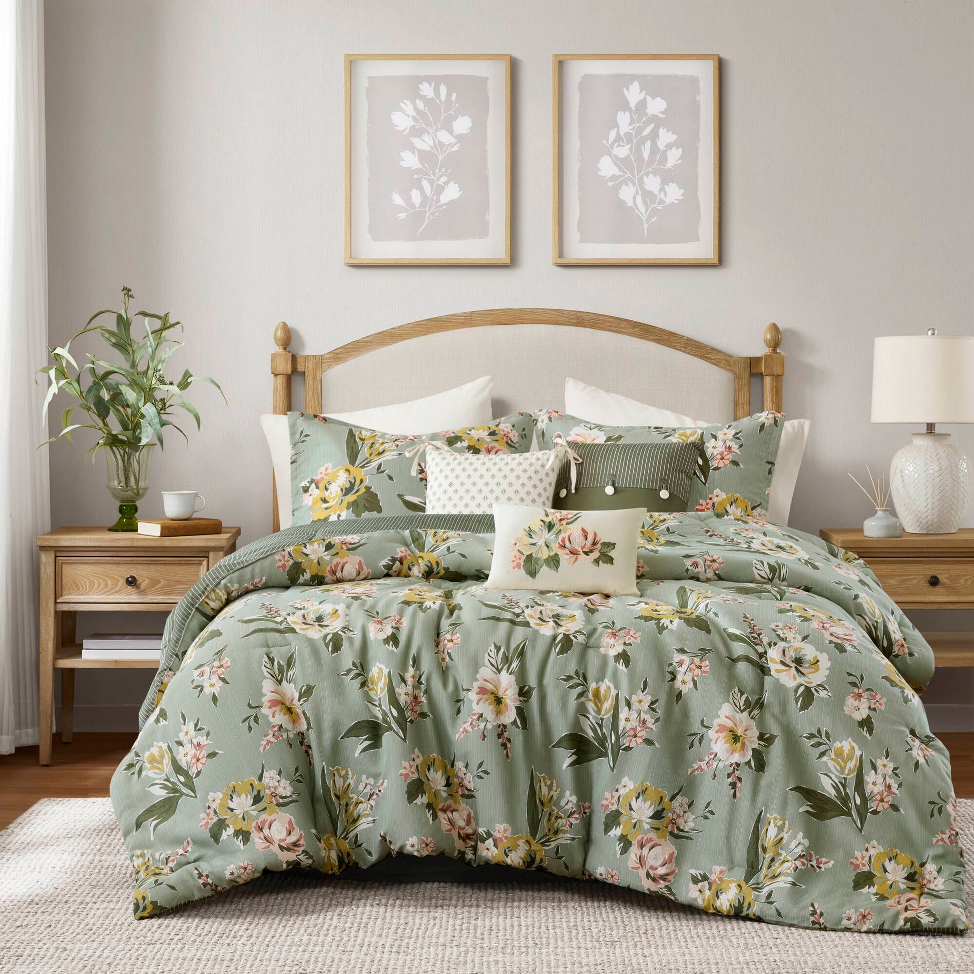Salara - King Comforter Set - Green