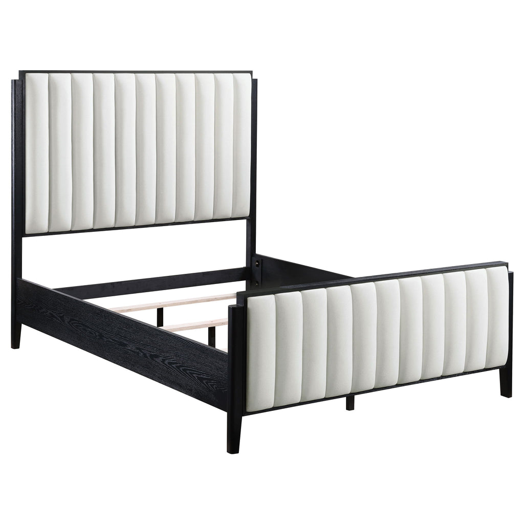 Ennis - Bed With Tufted Headboard
