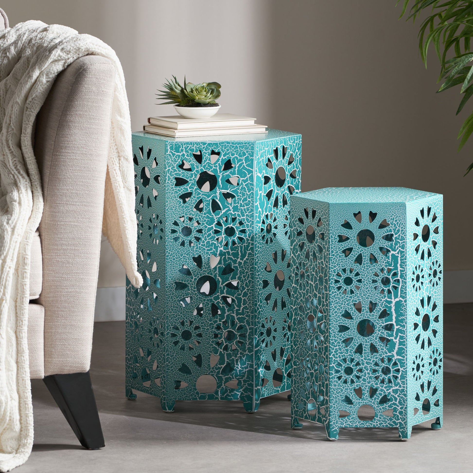 Eliana - Side Table