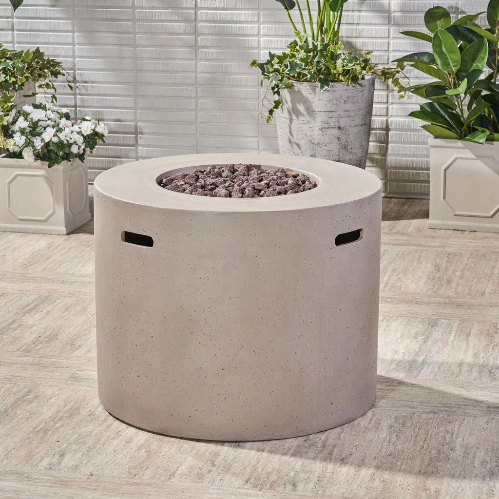 Round Iron Fire Pit With 40,000 Btu