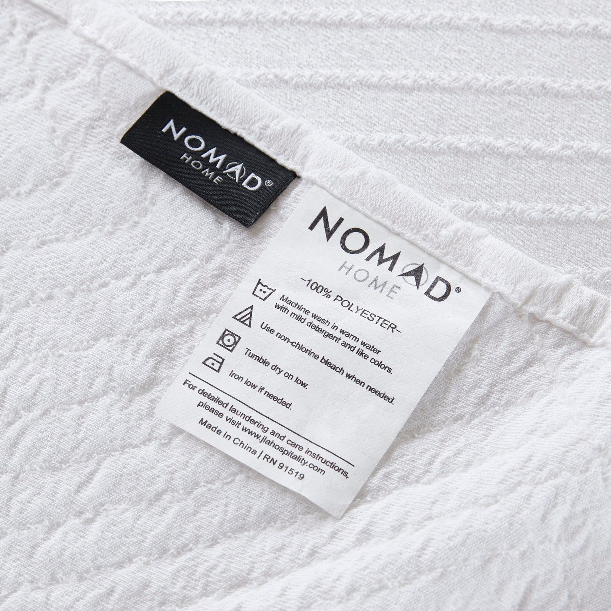 Jacquard Lark - Essential Coverlet - White