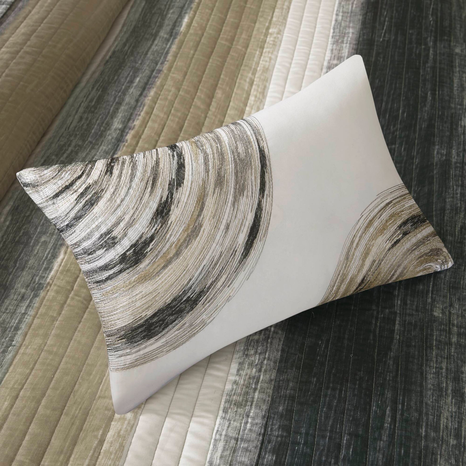 Saben - California King Complete Reversible Coverlet And Sheet Set - Taupe