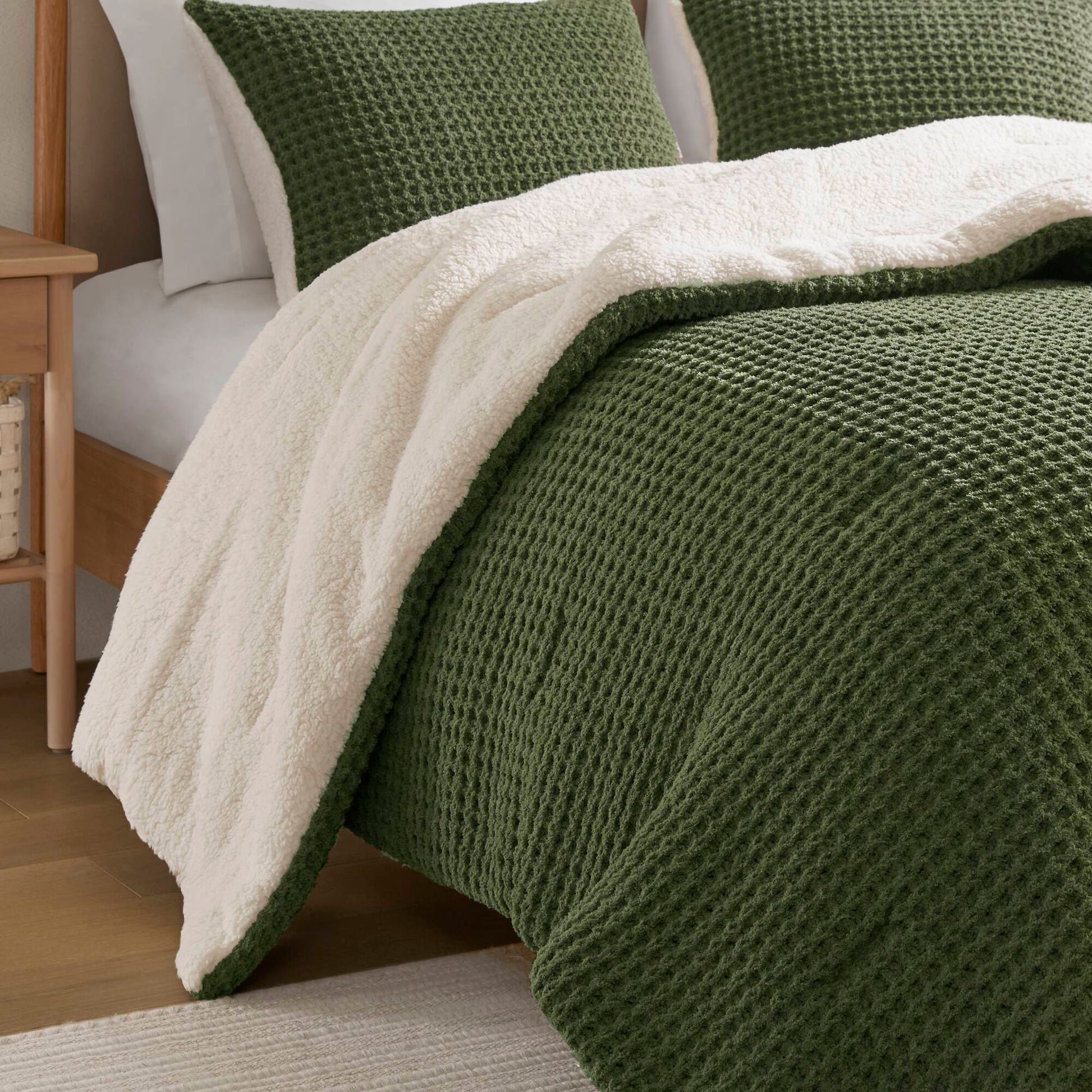 Riordan - Full/Queen Waffle Knit Comforter Set - Olive