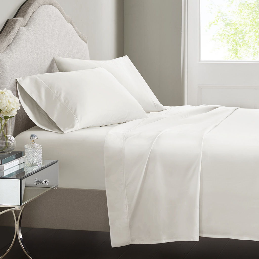 Luxury Egyptian - California King Sheet Set - White