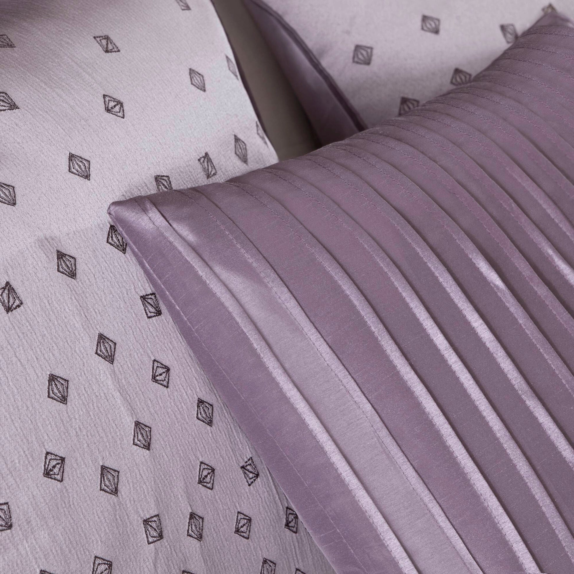 Biloxi - King 6 Piece Duvet Cover Set - Purple