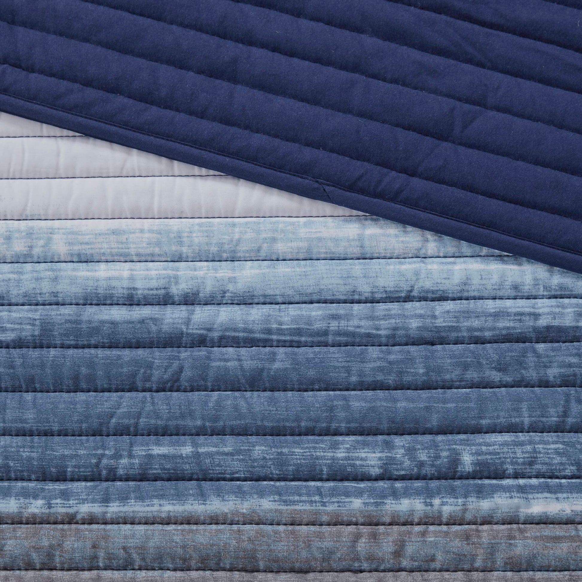 Saben - Full 8 Piece Quilt Set With Bed Sheets - Navy