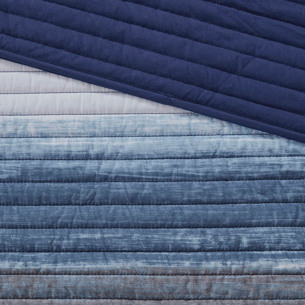 Saben - Queen 8 Piece Quilt Set With Bed Sheets - Navy