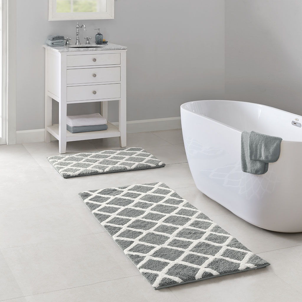 Bittman - 21" x 34" ReversibleBath Rug - Gray