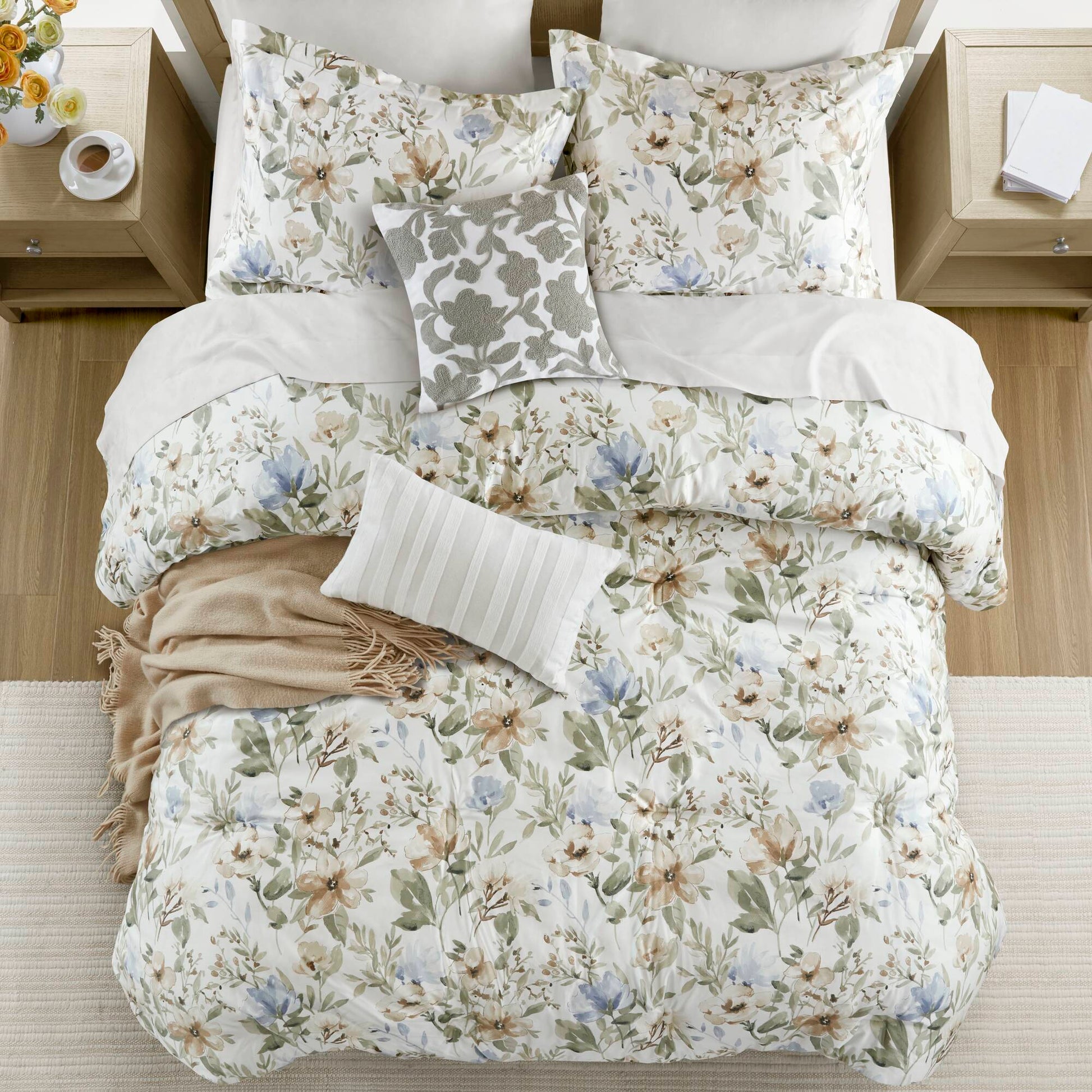 Herbal - King 6 Piece Print Oversized Comforter Set - Multi
