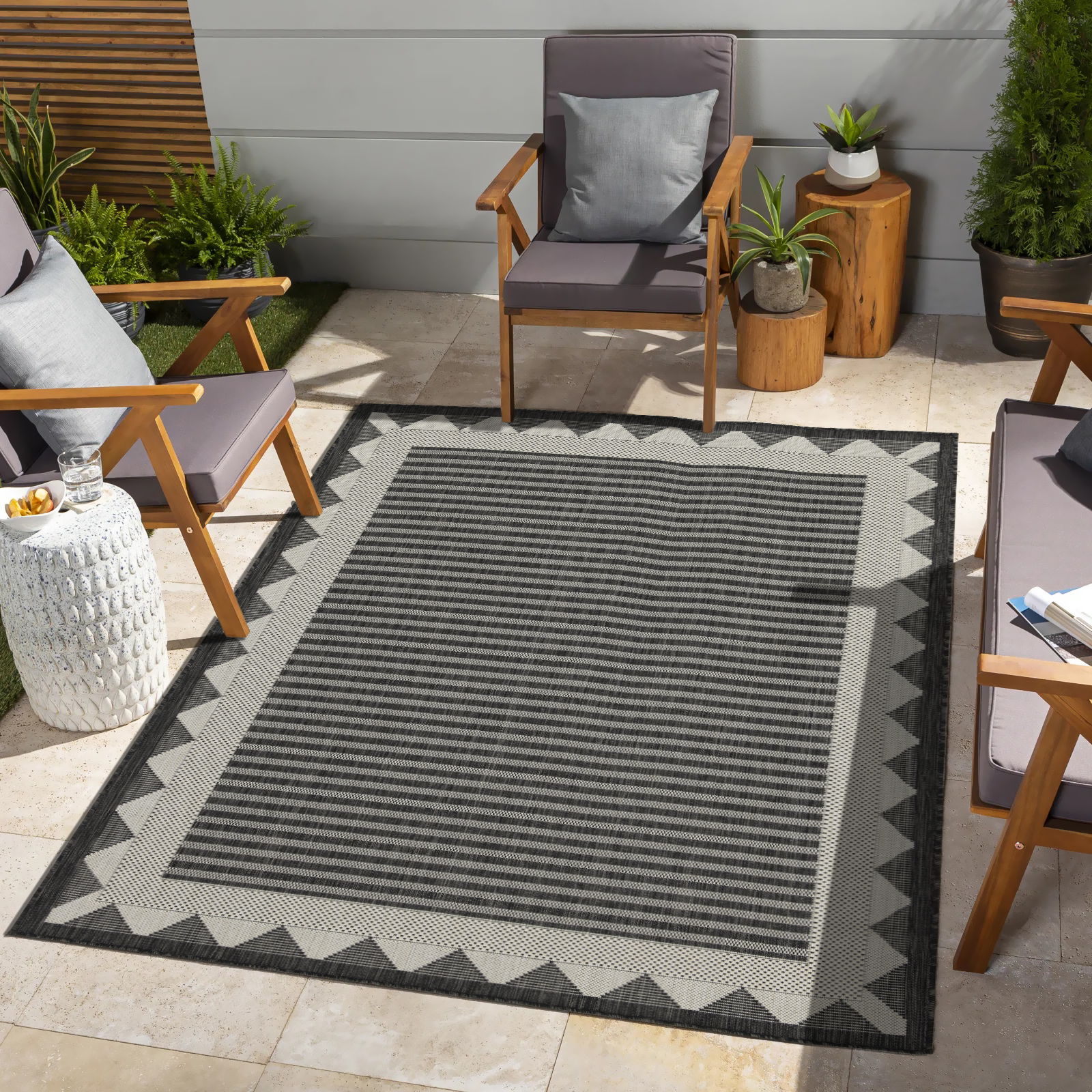 Sunshine - 5'3" X 7'3" Polypropylene Indoor & Outdoor Area Rug - Anthracite