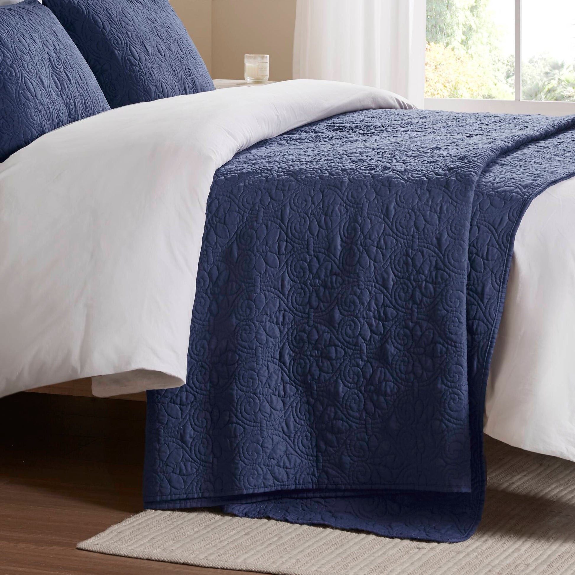 Quebec - Reversible Bedspread Set - Navy