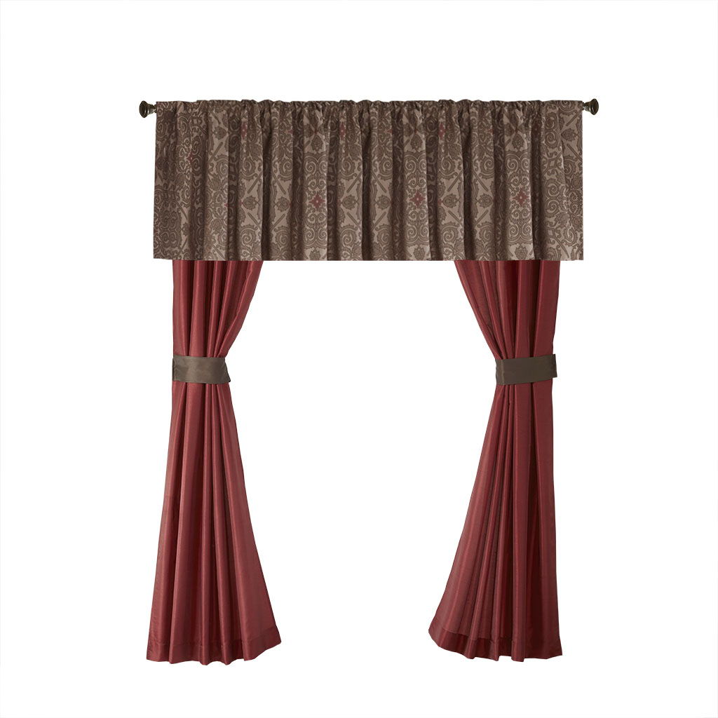 Delaney - King 24 Piece Room In A Bag - Red