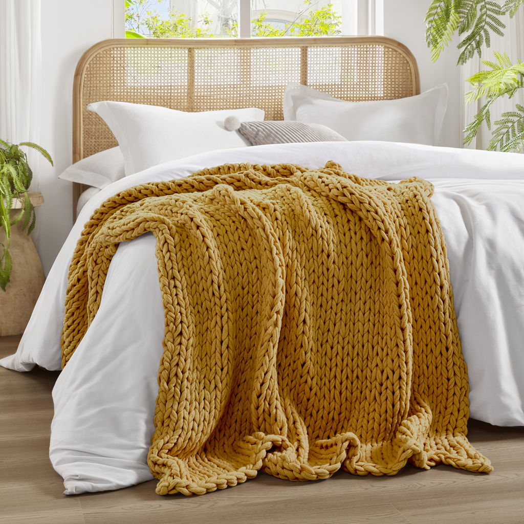 Chunky Double Knit - Handmade Throw - Yellow
