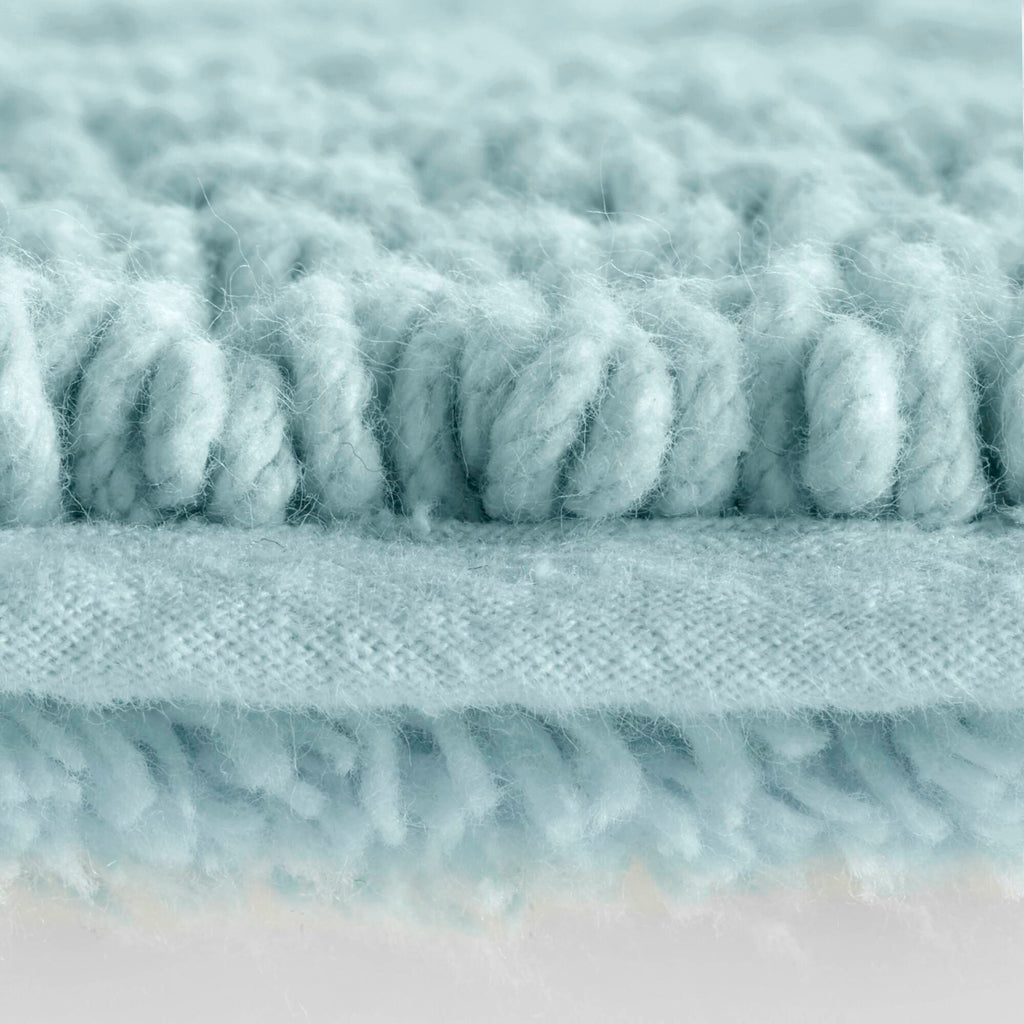 Splendor - 24" x 72" 100% Cotton Tufted 3000 GSM Reversible Bath Rug - Blue