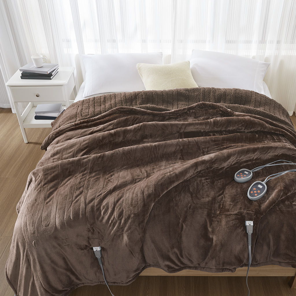 Heated Microlight to Berber - Queen Blanket - Chocolate