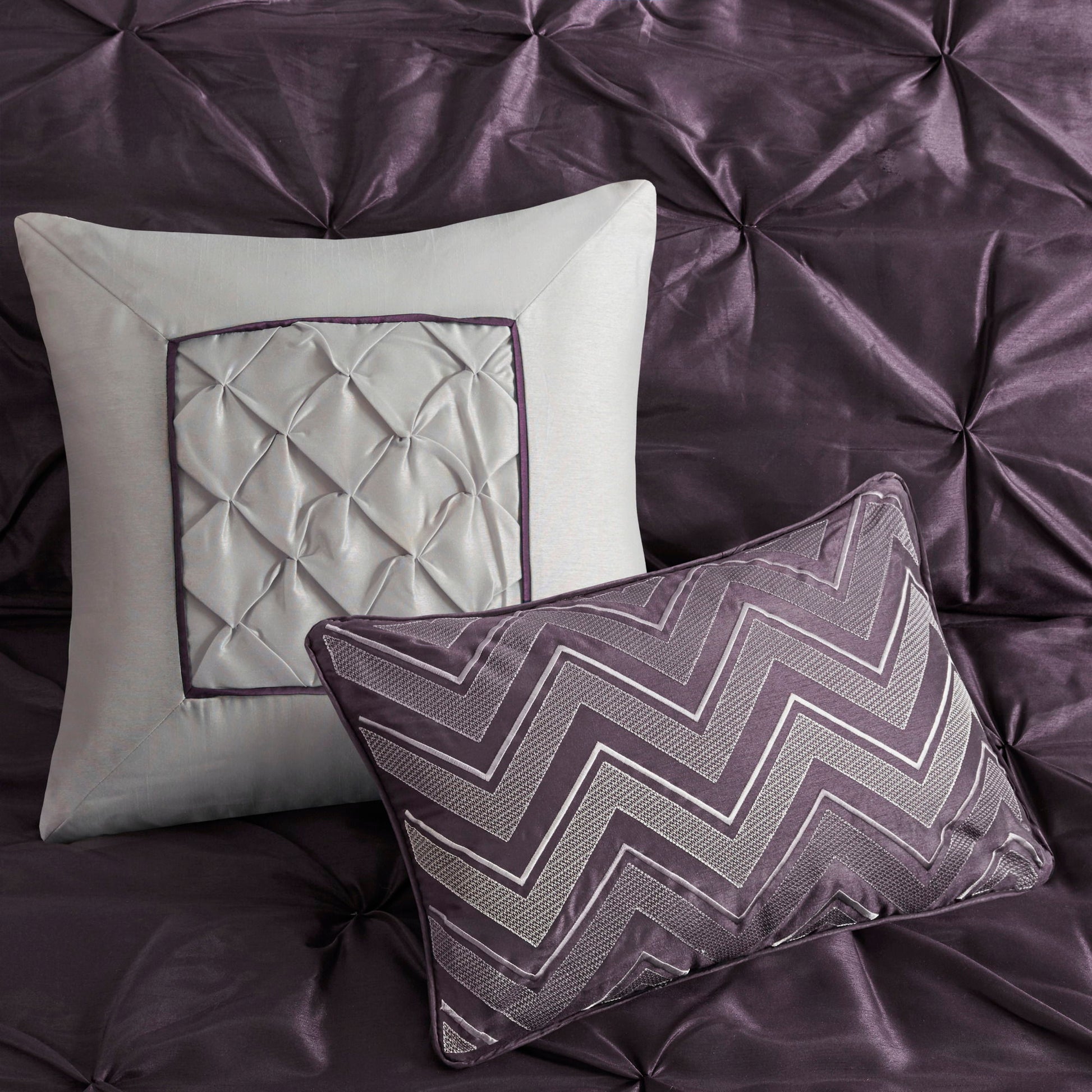 Laurel - Pieced Pleated 7 Piece Tufted Comforter Set - Plum