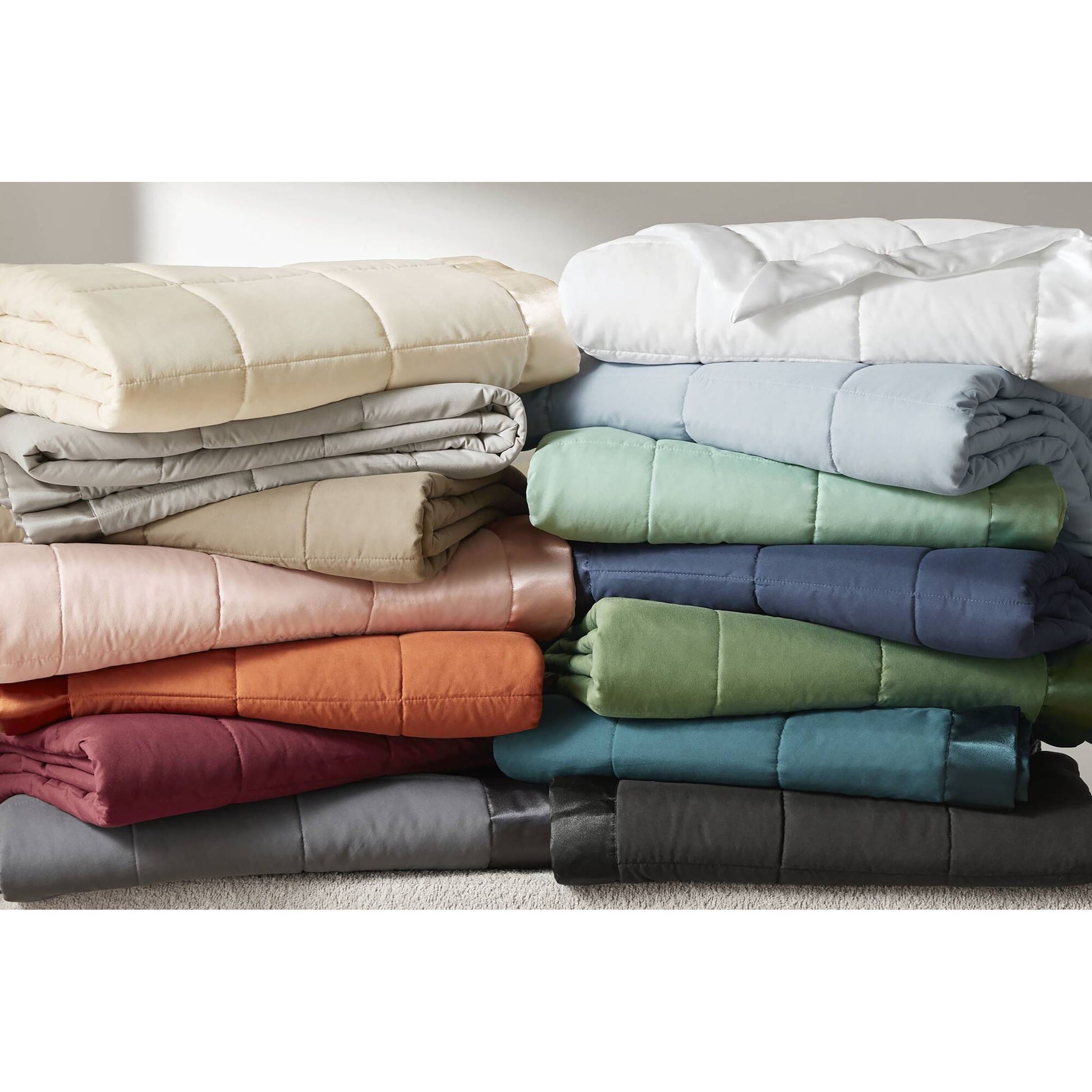 Windom - King All Season Hypoallergenic Blanket With 3M Scotchgard - Navy