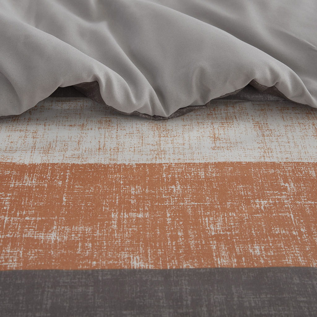Jaxon - 5 Piece Twin Stripe Comforter Set With Bed Sheets - Coral / Gray