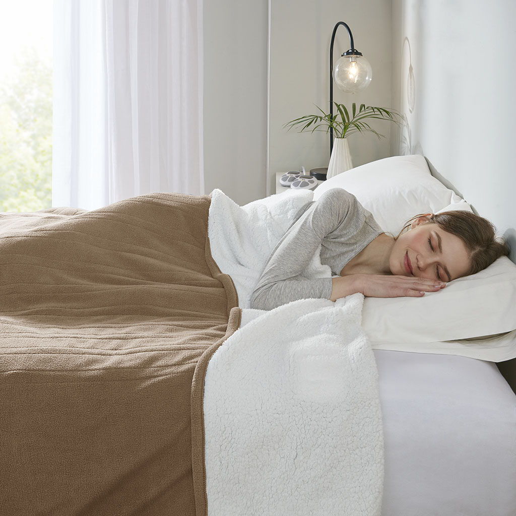 Fleece to Sherpa - King Heated Blanket - Brown