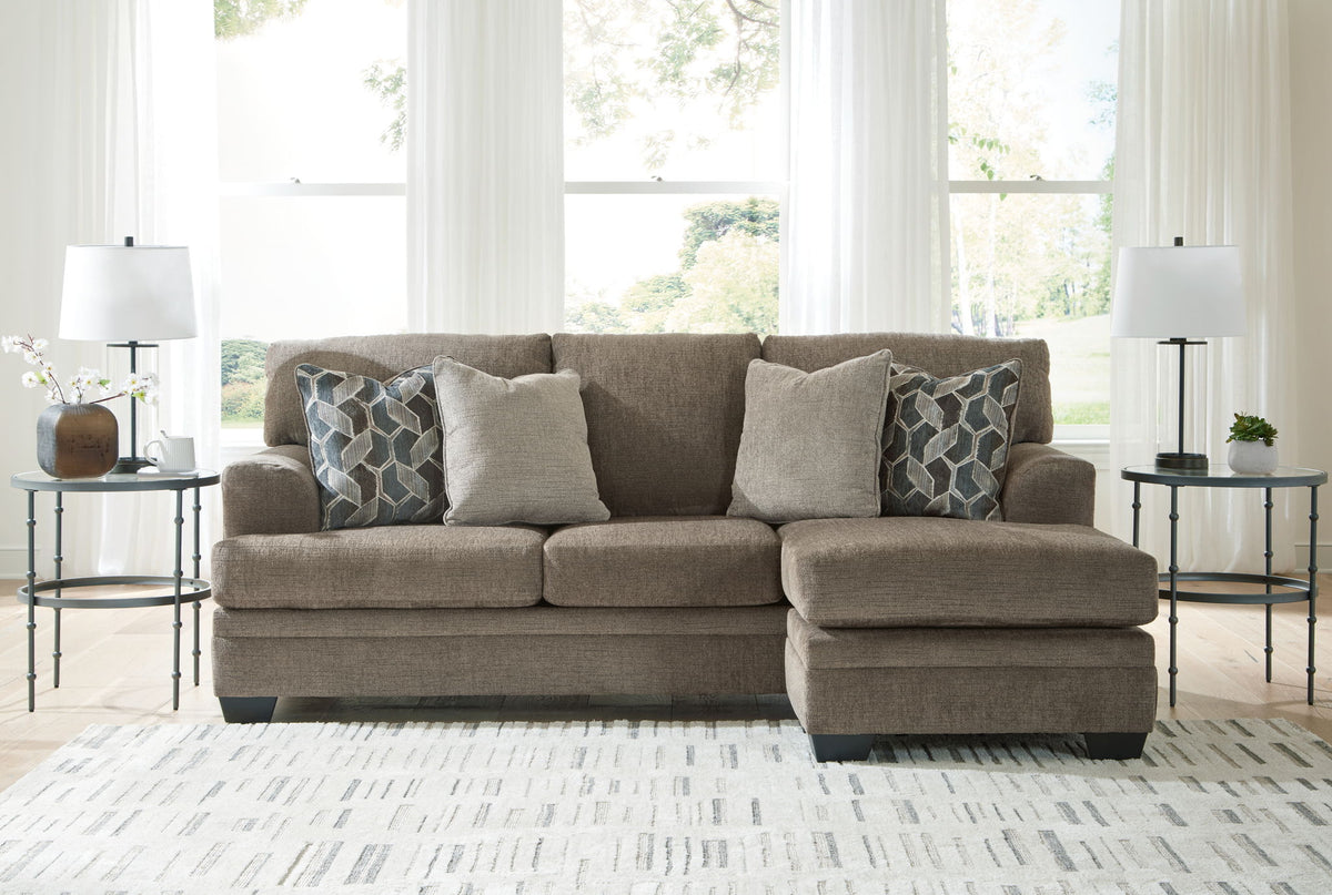 Stonemeade - Sofa Chaise