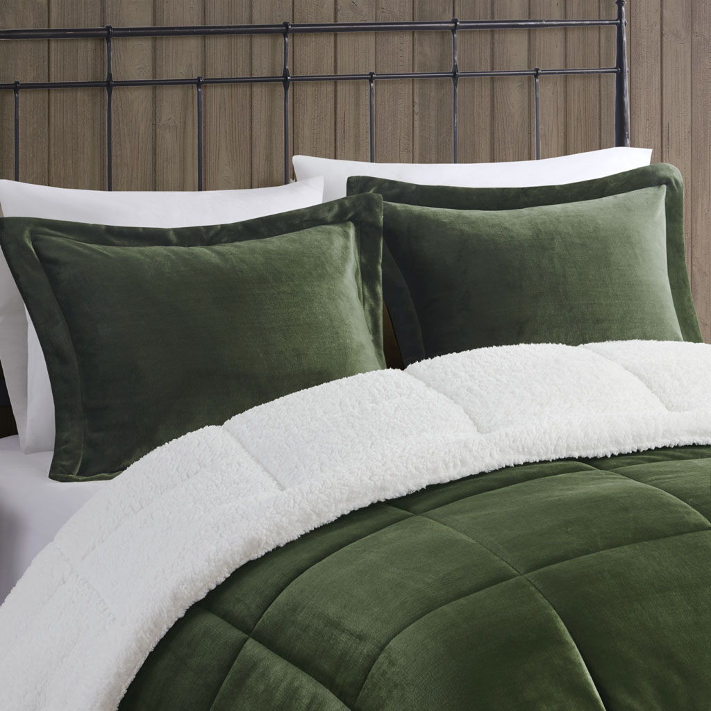 Alton - King Down Alternative Comforter Set - Green / Ivory