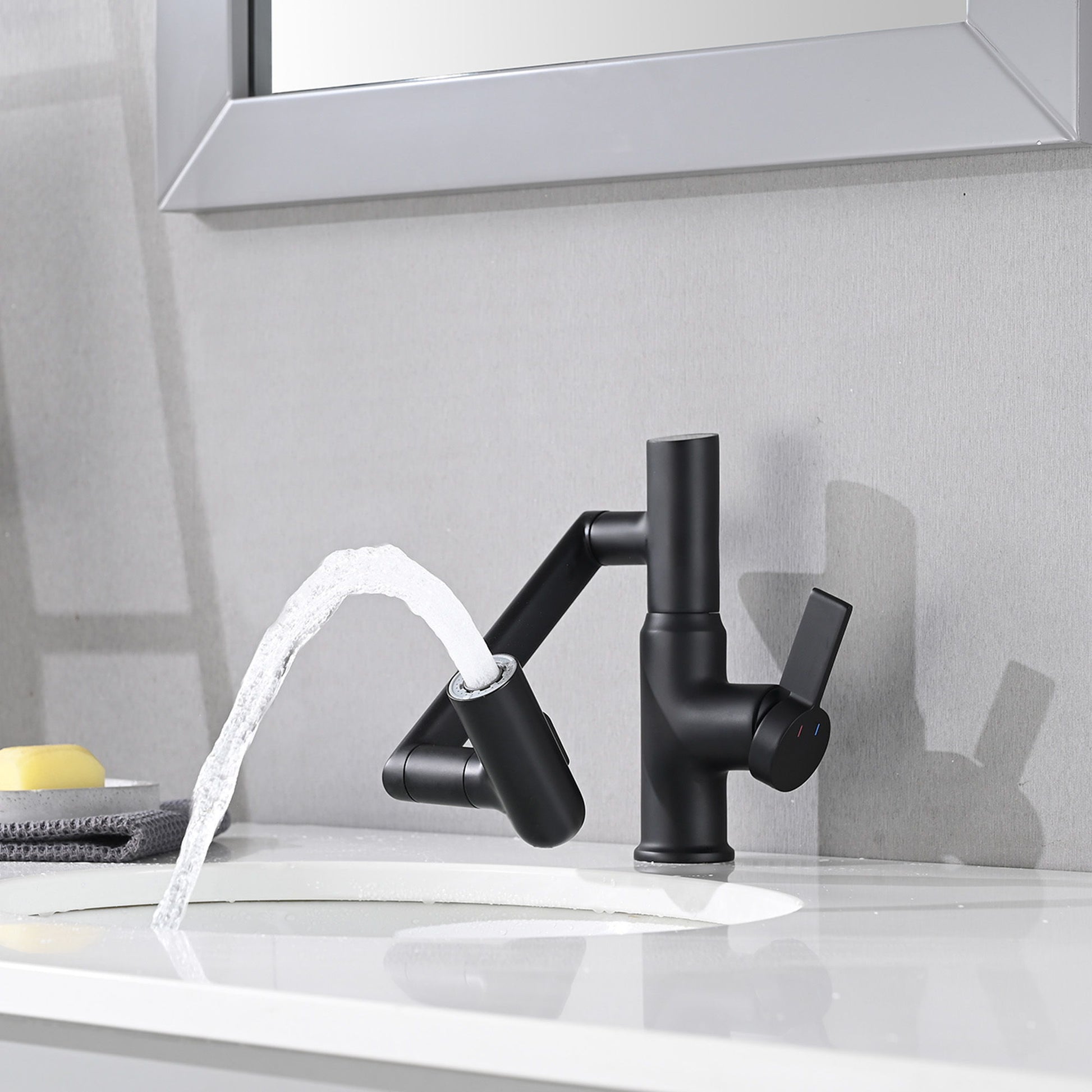 Bathroom Sink Faucet With Spray Function And Temperature Display, Anti Skid Switch, 360 Degree Rotary