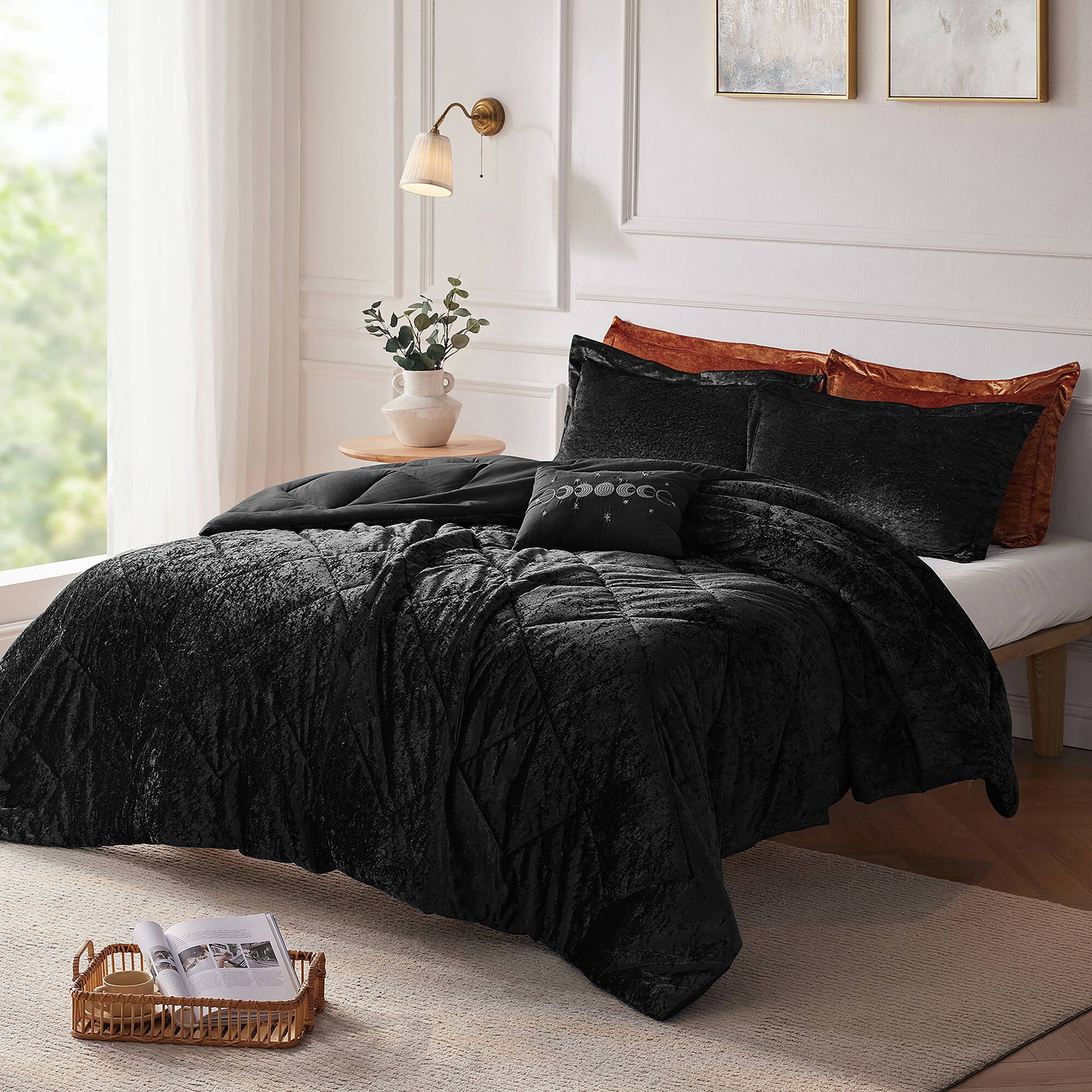 Felicia - King Comforter Set - Black