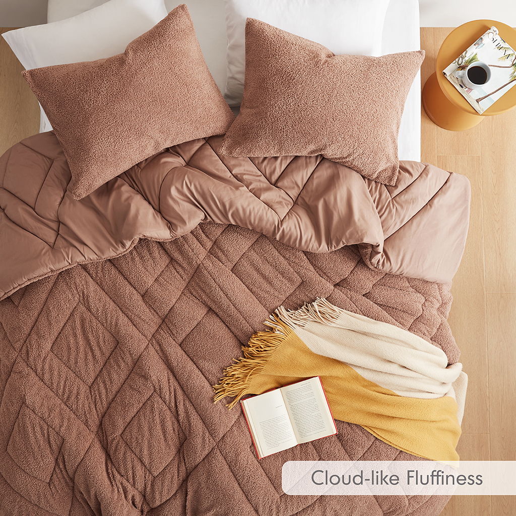 Kyla - King/California King Double Diamond Quilted Teddy Comforter Set - Brown