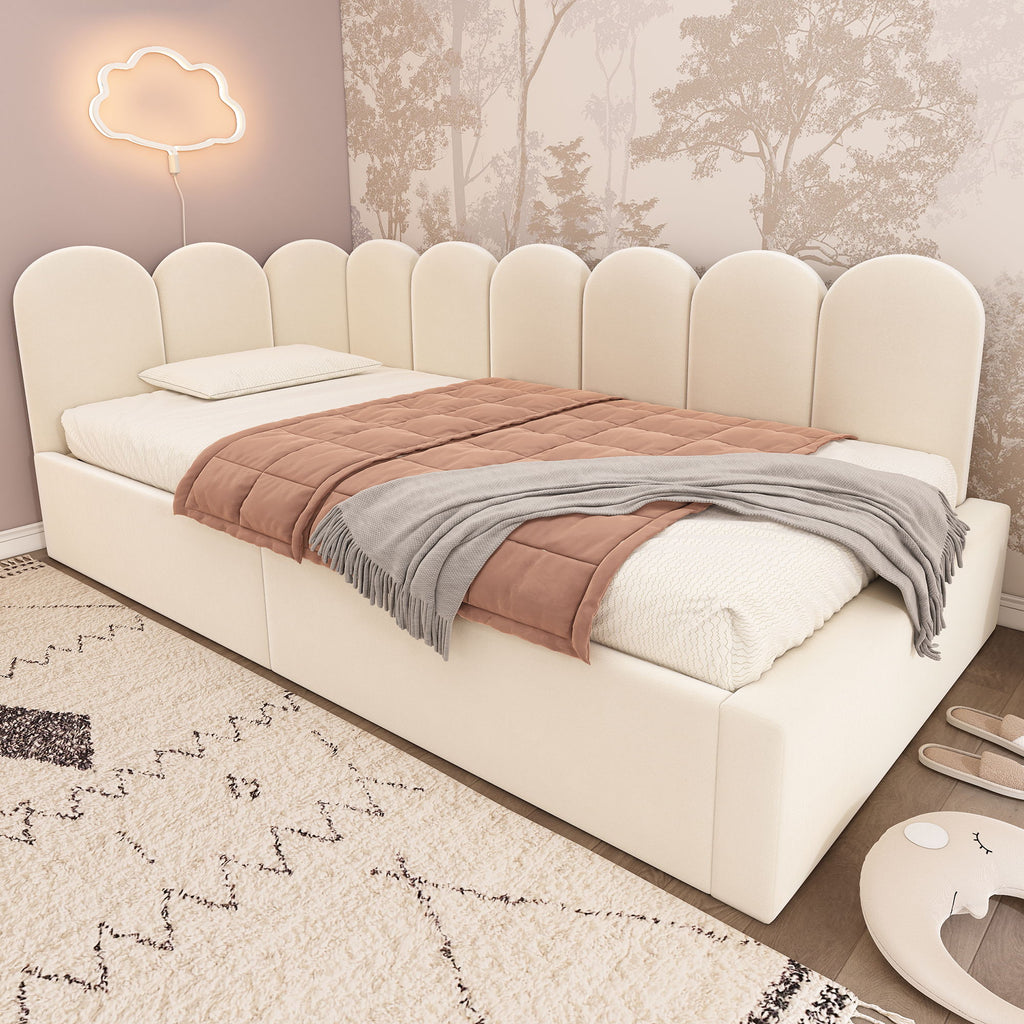 Upholstered Daybed With Hydraulic Storage