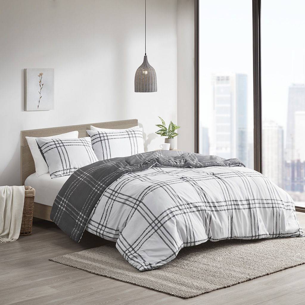 Pike - Plaid Reversible Comforter Set - White / Gray