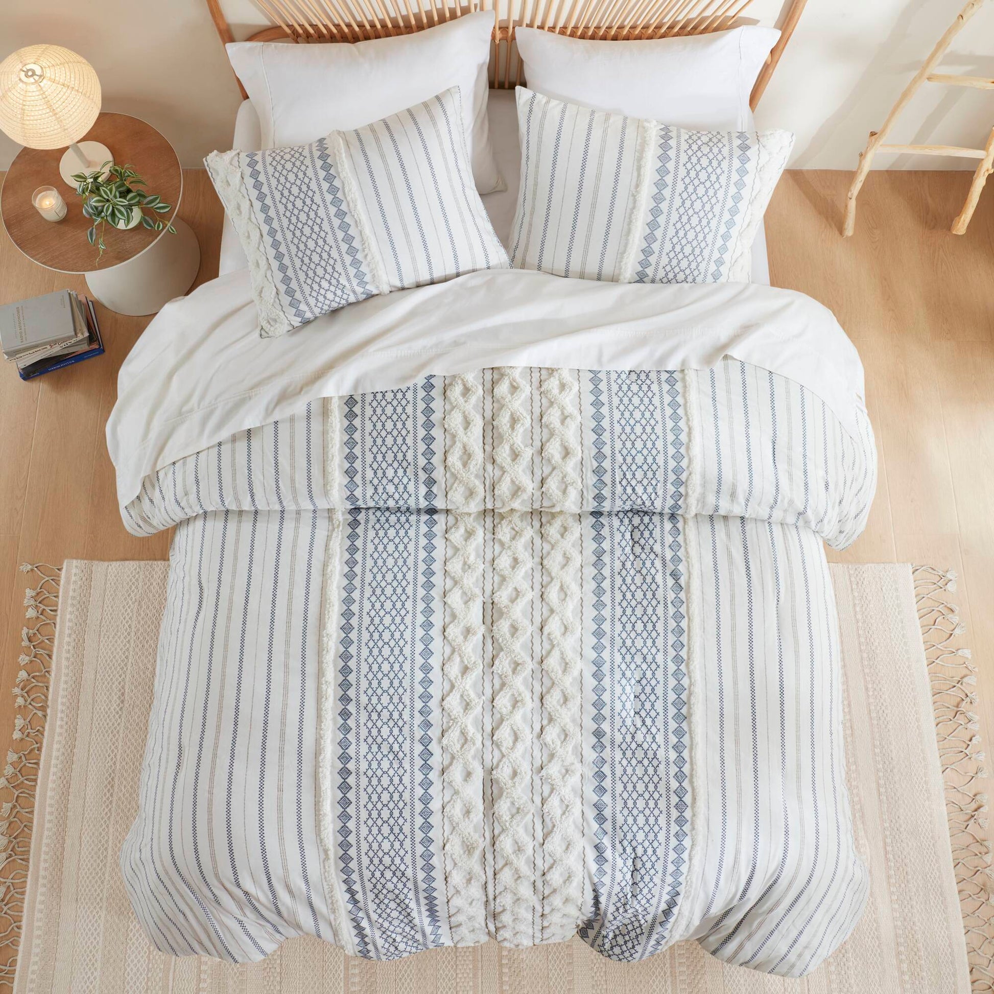 Imani - Cotton Printed Comforter Set With Chenille - White