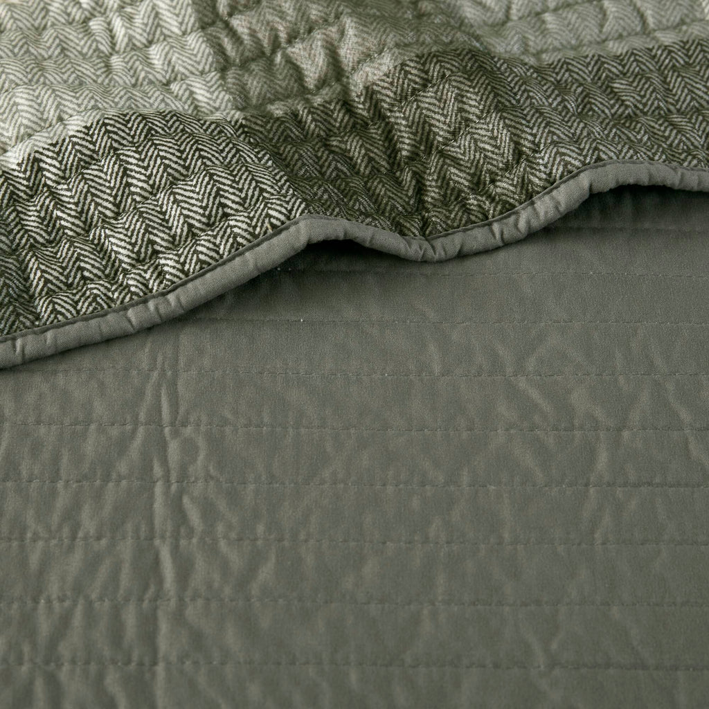 Ridge - 6 Piece Reversible Plaid Daybed Cover Set - Gray
